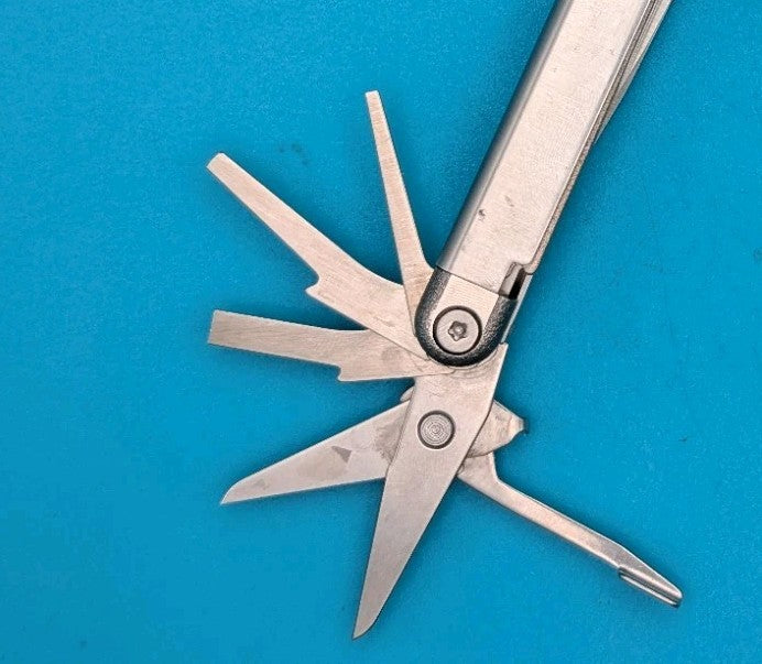 Leatherman Wave Original Vintage Retired, Dated 0699 (JUNE, 1999)