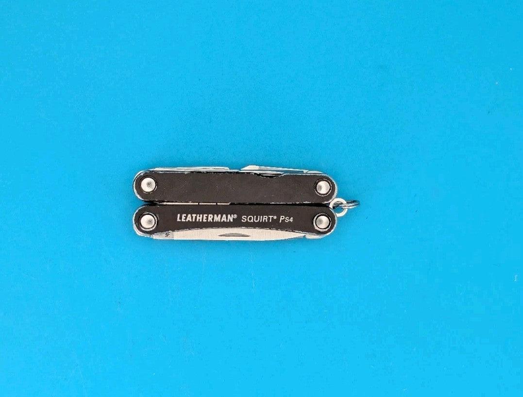 Leatherman SQUIRT PS4 Multi-Tool With Pliers Scissors Knife BLACK!