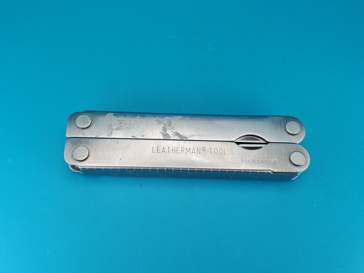 Leatherman PST Multi Tool! 06/01 Date Stamp! With Sheath!