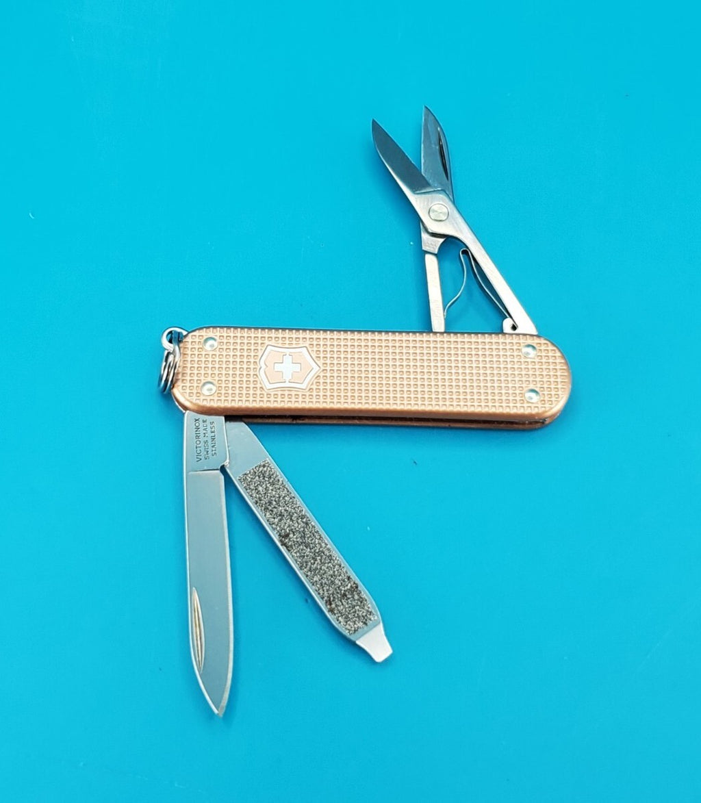 Victorinox Classic Limited Edition Fresh Peach Swiss Army Knife Multi Tool! 58mm