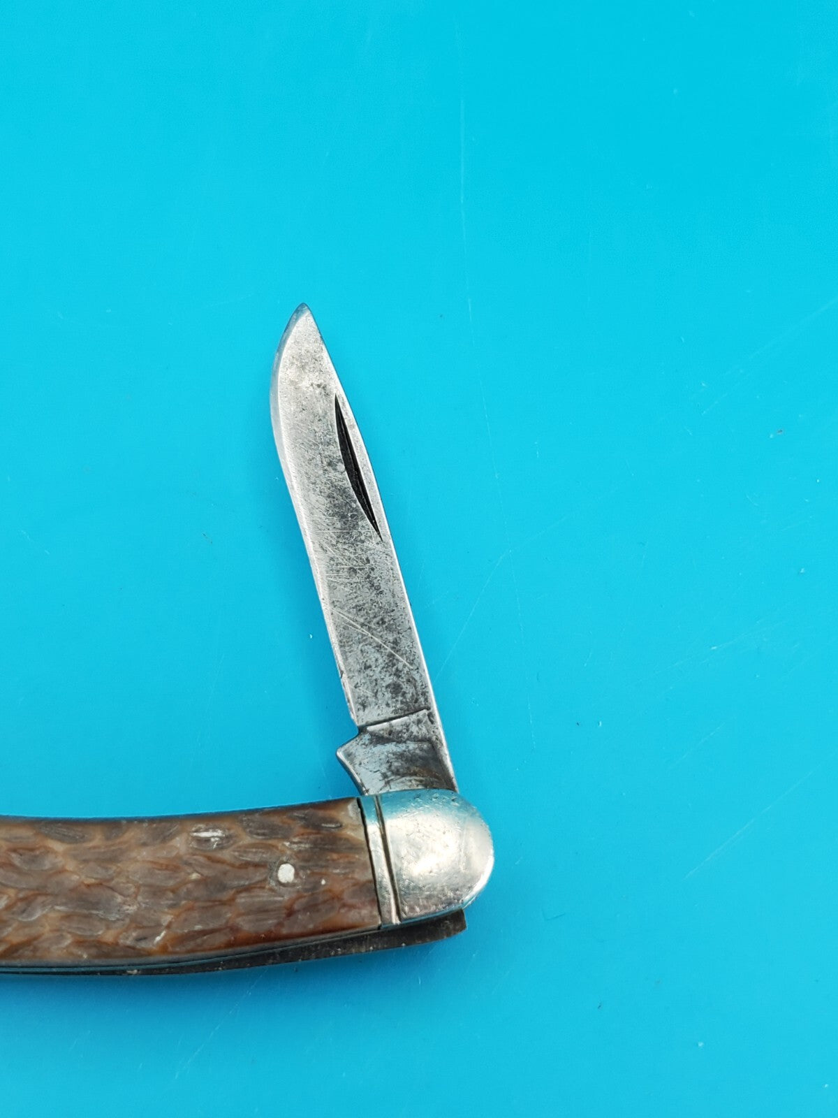 Camillus New York USA #69 Premium Stock Knife Jigged Bovine Bone 1950’s Era