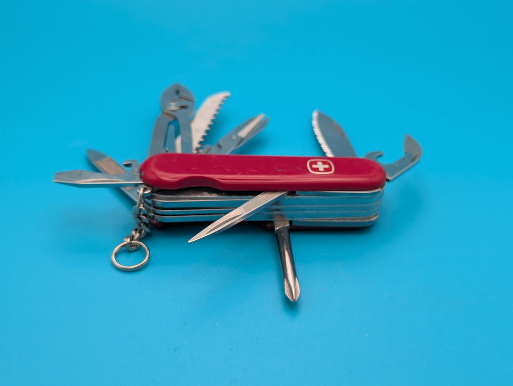 Wenger Serrated Master Red Swiss Army Knife Multi Tool! NICE! With Locking Blade