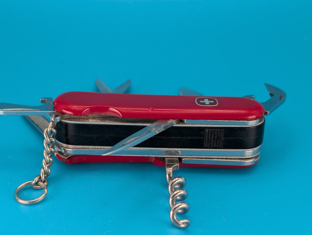Wenger Spotlight Red Swiss Army Knife Multi Tool! With Working Flashlight!