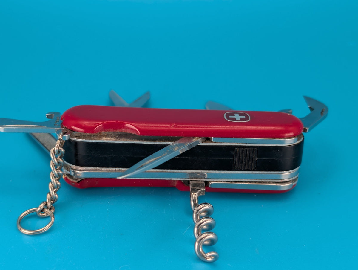 Wenger Spotlight Red Swiss Army Knife Multi Tool! With Working Flashlight!