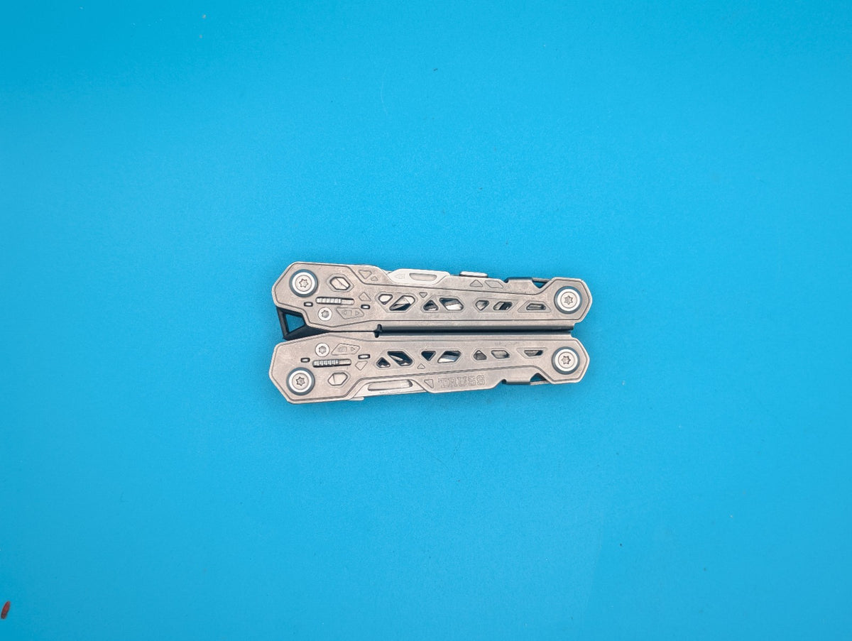 Gerber Truss Multi-Tool! FAST SHIPPING! WITH SHEATH!