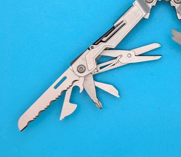 SOG PowerPint Tool Compact Lightweight Silver Multi-Tool!