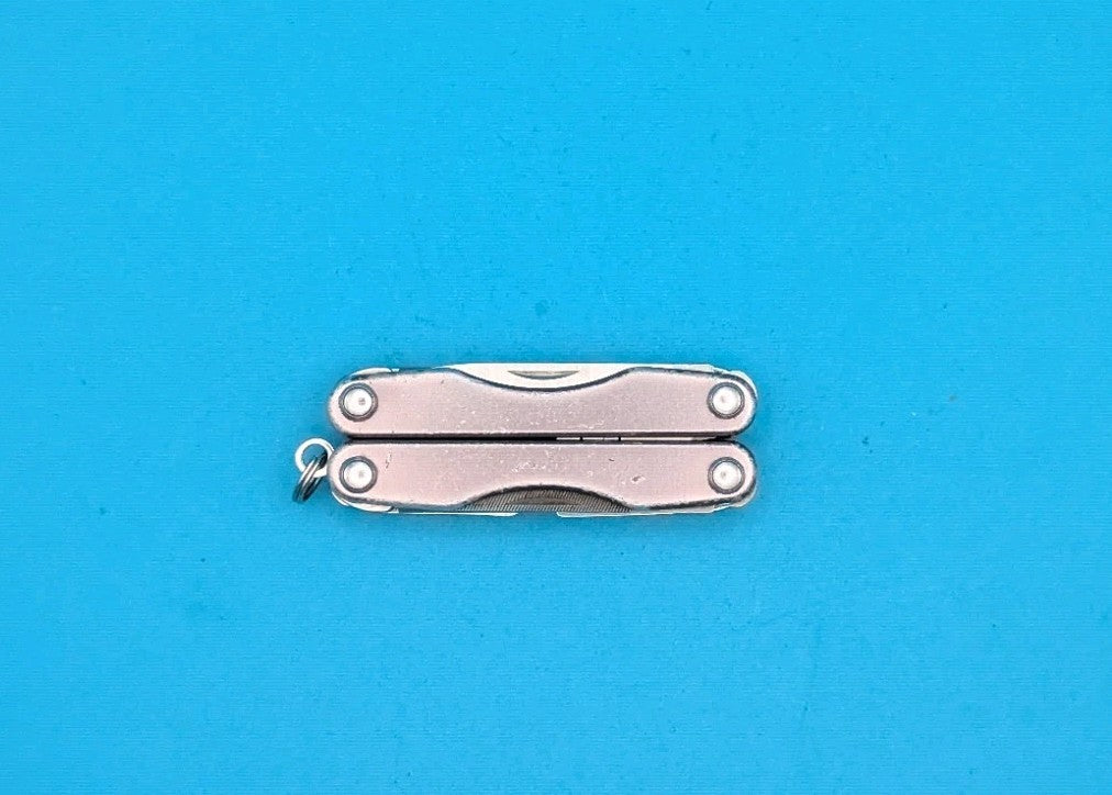 Leatherman Squirt P4 Multi-Tool, Key Ring, Retired, GRAY!