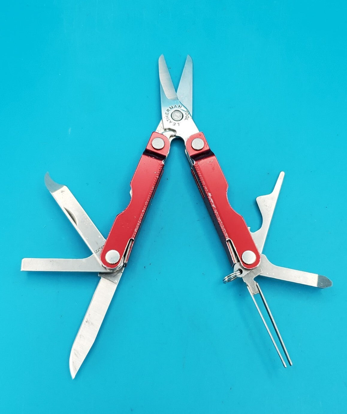 Leatherman Micra Multi-Tool, Knife, Scissors, Key Ring, Red