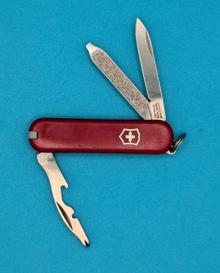 Victorinox Rally Red Swiss Army Knife Multi Tool! *AURORA*