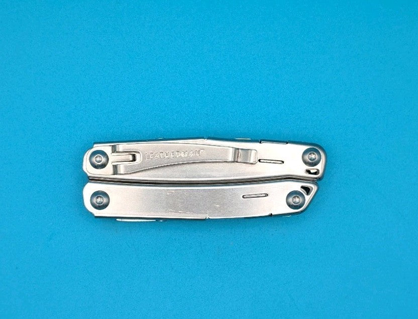 Leatherman Sidekick Multi-Tool, Knife, Pliers, Saw, Stainless!