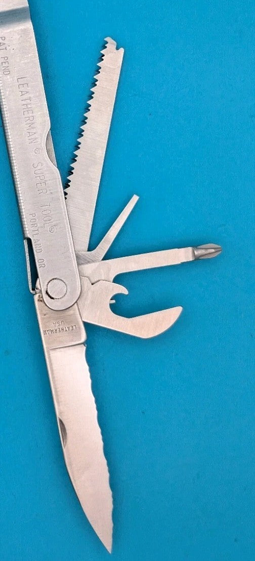 LEATHERMAN Super TOOL Multi Function Tool PLIERS, Stainless! 01/99 DATE
