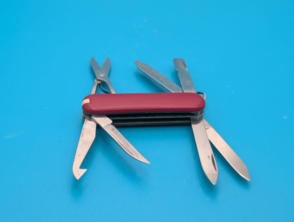 Victorinox Original MiniChamp Swiss Army Knife Multi Tool! RED!