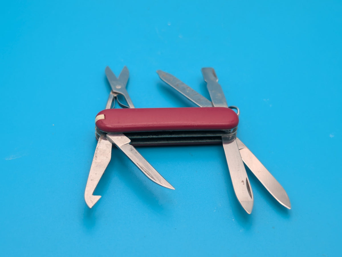 Victorinox Original MiniChamp Swiss Army Knife Multi Tool! RED!