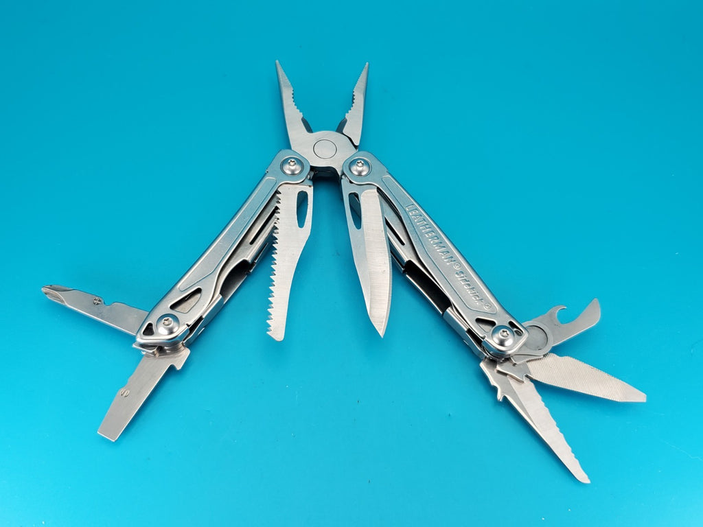 Leatherman Sidekick Multi-Tool, Knife, Pliers, Saw, Stainless!