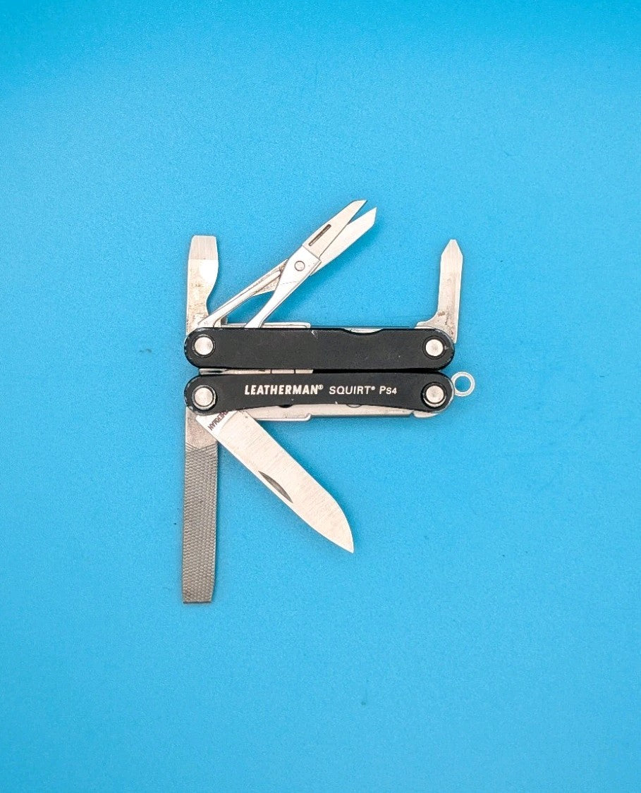 Leatherman SQUIRT PS4 Multi-Tool With Pliers Scissors Knife BLACK!