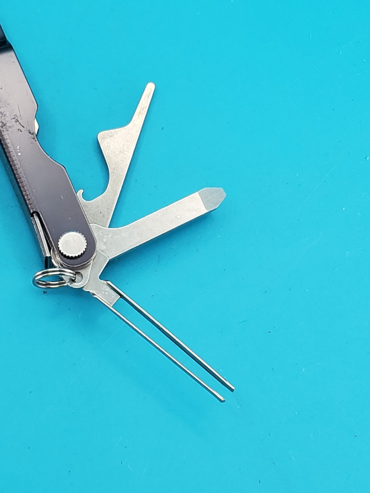 Leatherman Micra Multi-Tool, Knife, Scissors, Key Ring, Gray!
