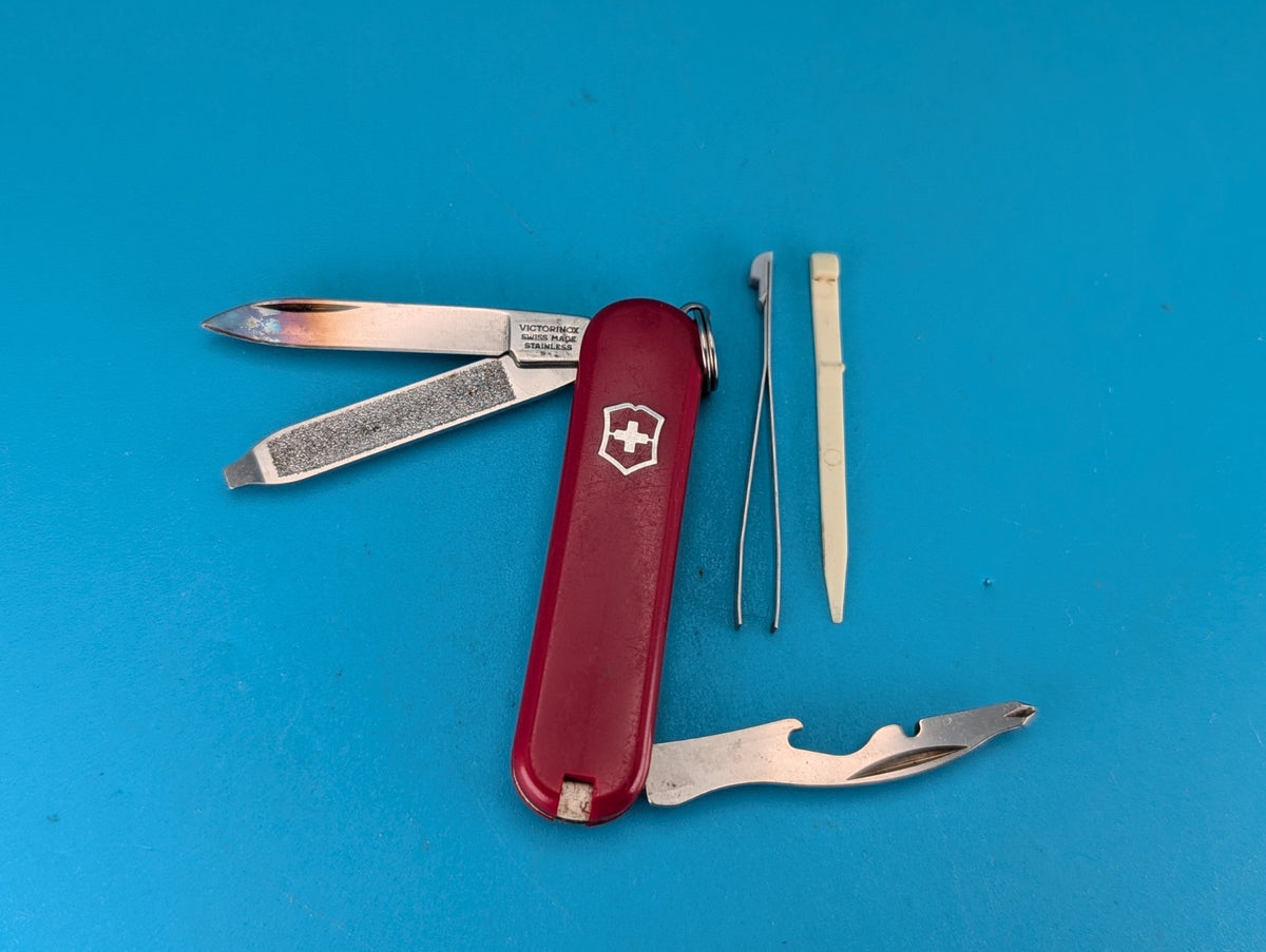 Victorinox Rally Red Swiss Army Knife Multi Tool!