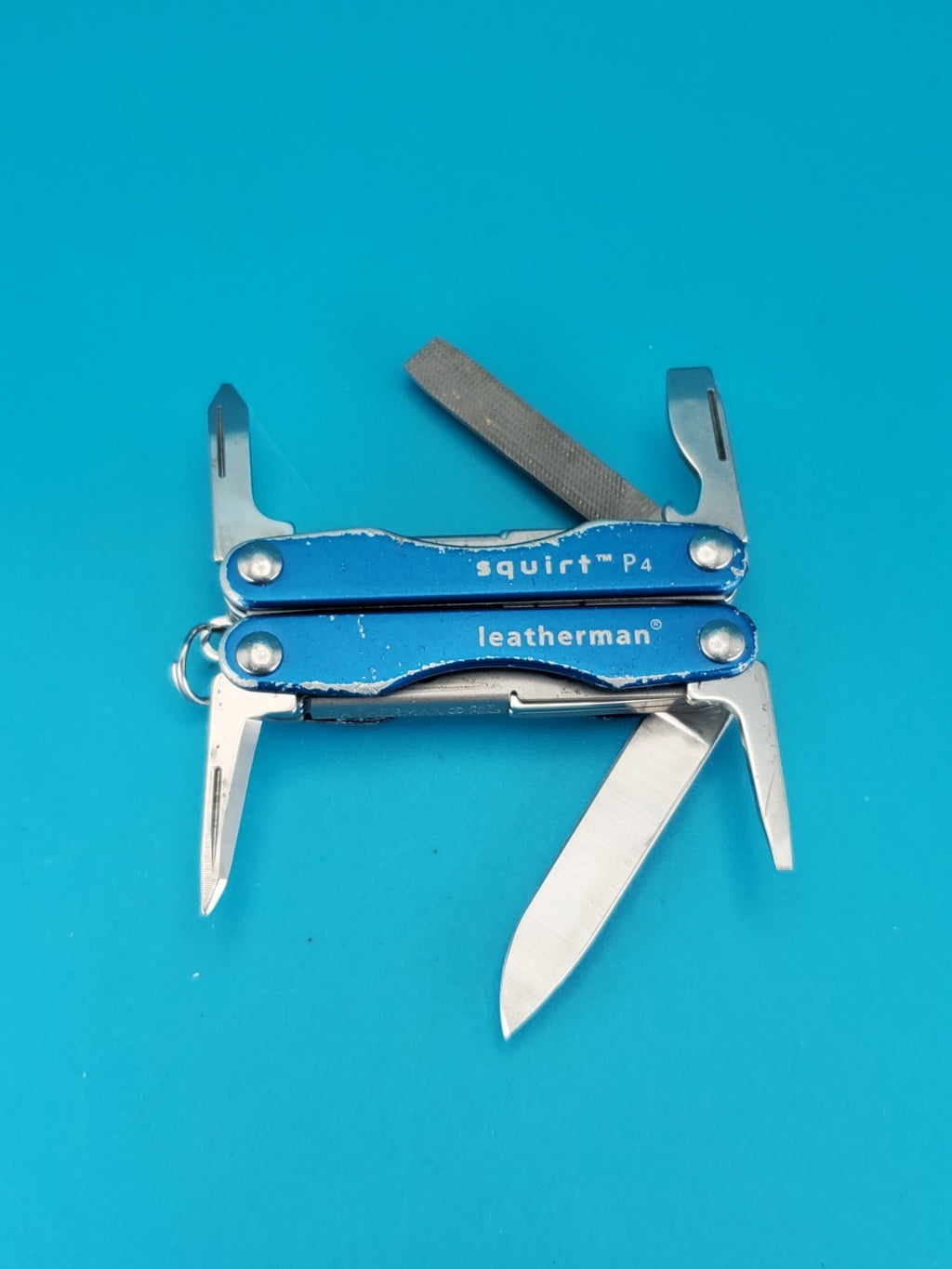 Leatherman Squirt P4 Multi-Tool, Key Ring, Retired, BLUE!