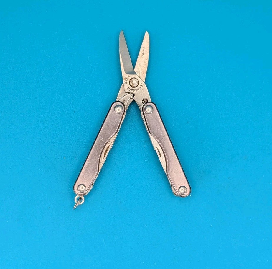Leatherman Squirt S4 Multi-Tool, Key Ring, Retired, GRAY!