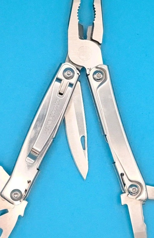 Leatherman Rev 3.8" Multi-Tool, Stainless!  With Sheath!