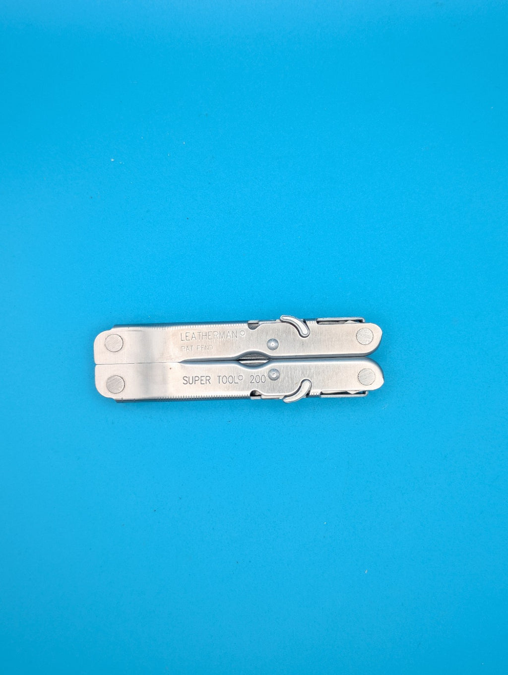 Vintage LEATHERMAN Super TOOL 200 Multi Tool! 05/05 Date Stamp!