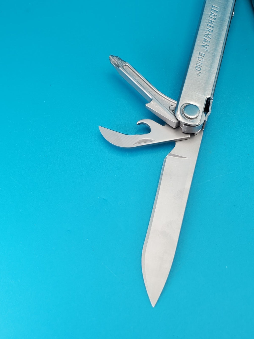 Leatherman Bond Multitool, Stainless Steel Everyday Tool
