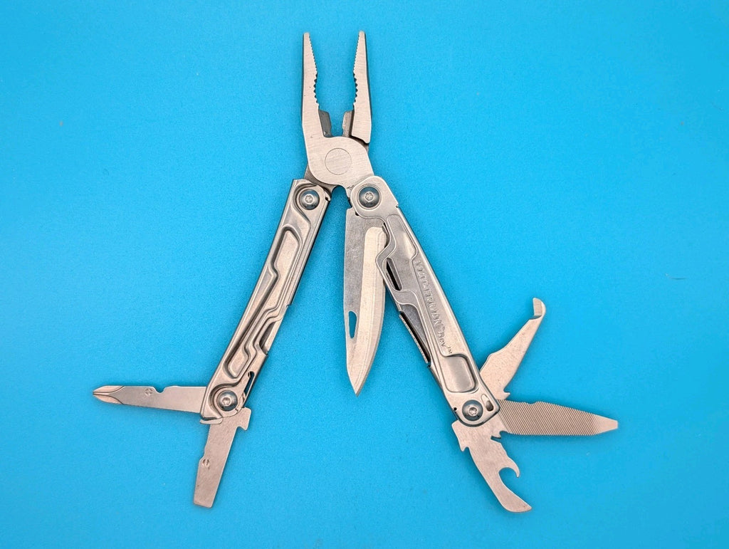 Leatherman Rev 3.8" Multi-Tool, Stainless!