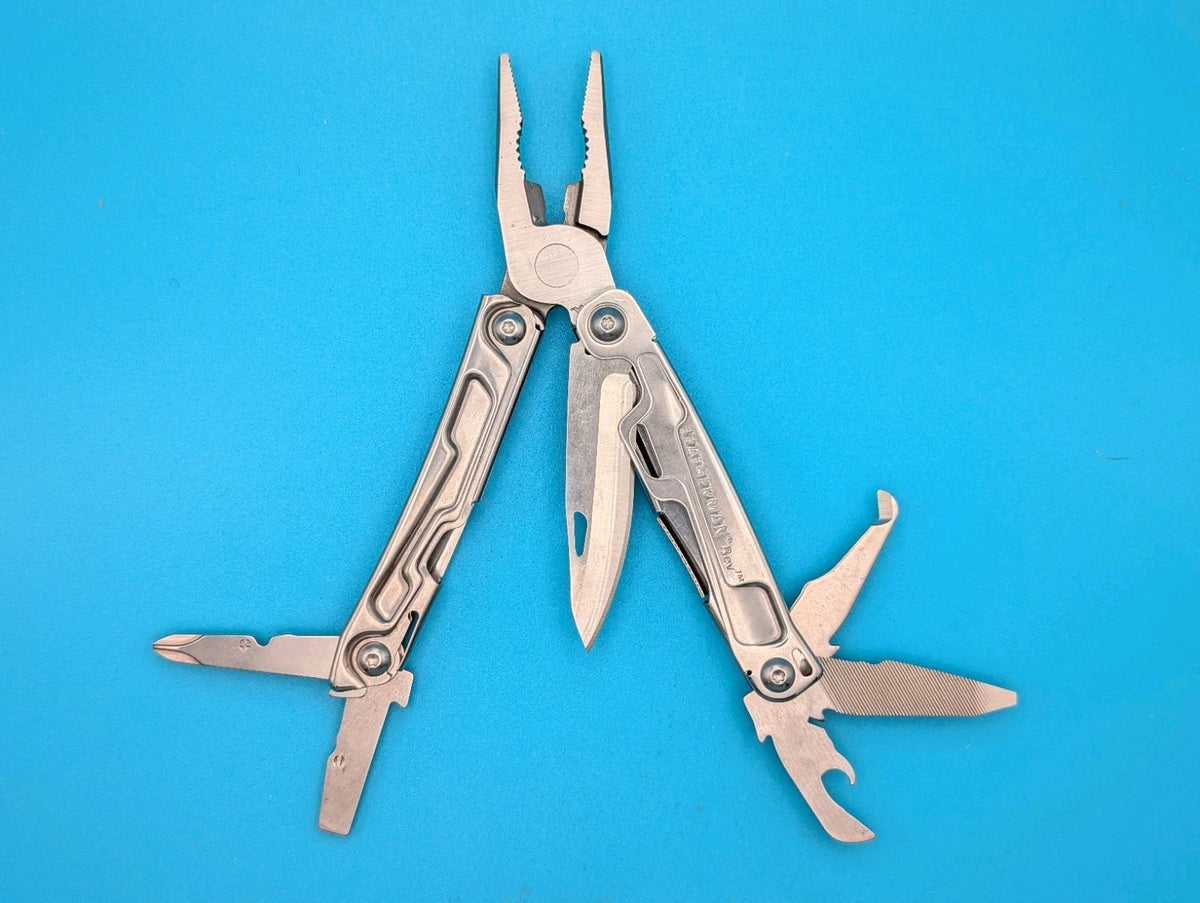 Leatherman Rev 3.8" Multi-Tool, Stainless!