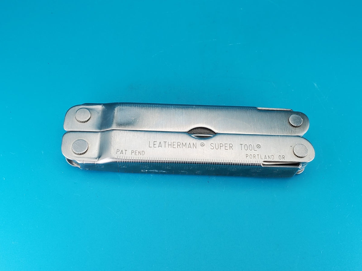LEATHERMAN Super TOOL Multi Function Tool PLIERS, Stainless! 08/98 DATE