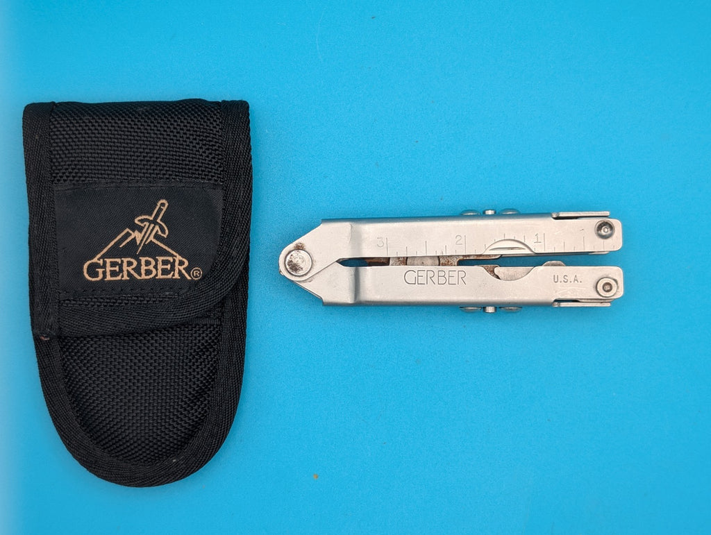 Vintage Gerber Stainless Steel Bluntnose MP400 Multi-Tool Pliers! With Sheath!