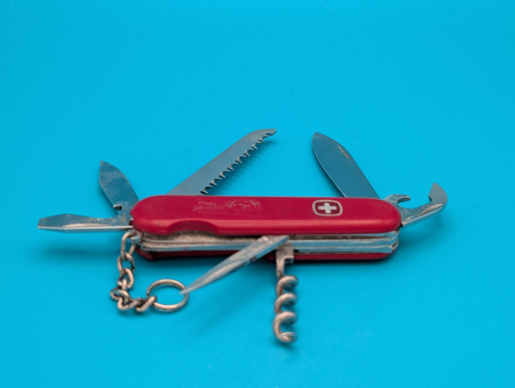 Wenger Backpacker II Swiss Army Knife Multi Tool!