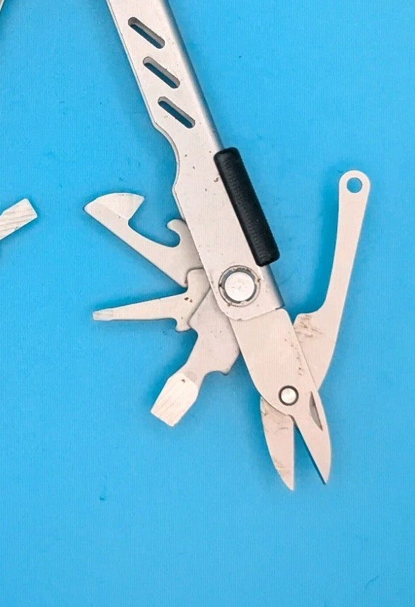 Gerber MP400 Compact Multitool Stainless Steel! USED/SOME RUST