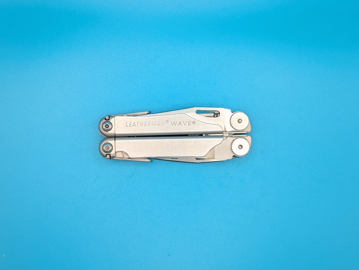 Leatherman Wave Multi Tool! Stainless! Retired! Free Shipping!