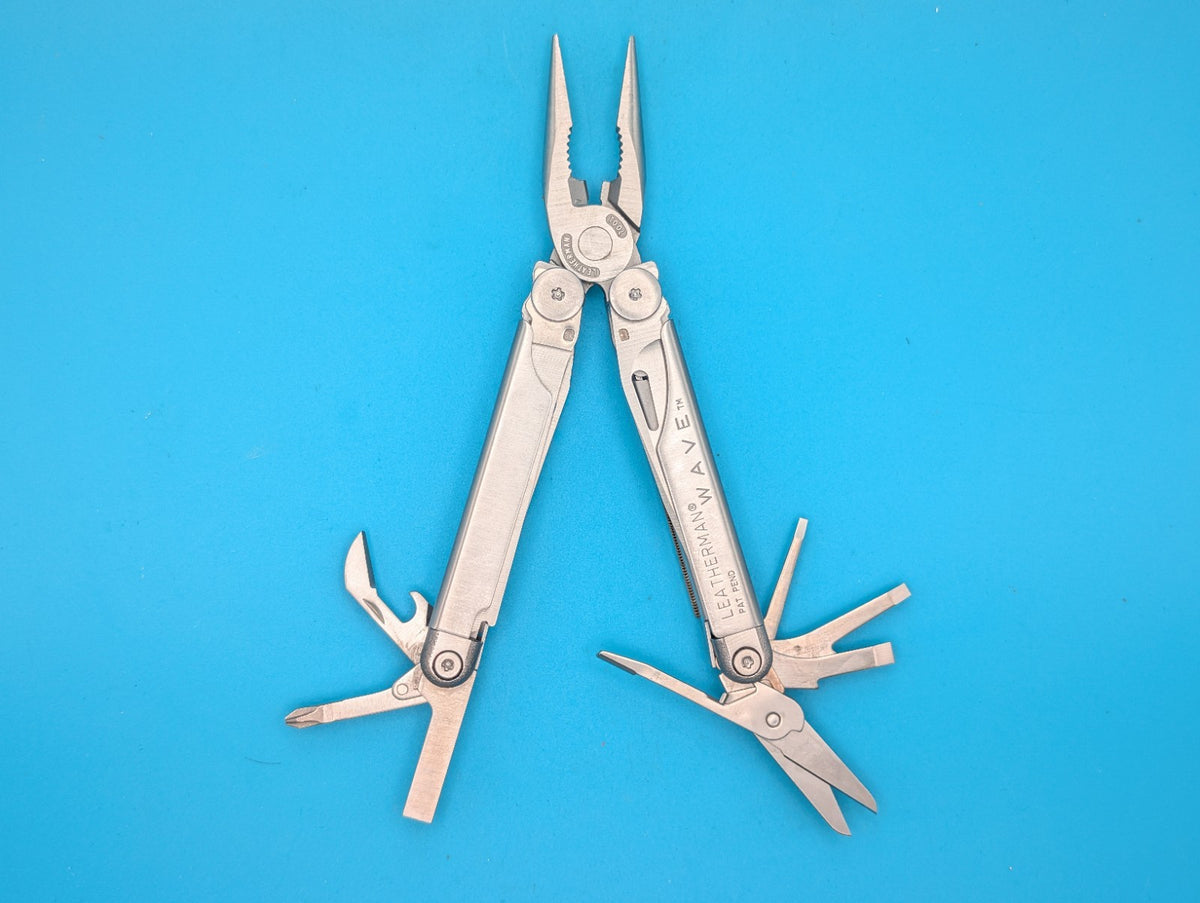 Vintage Leatherman Wave Original Multi Tool! , Dated 03/02 (MAR, 2002)