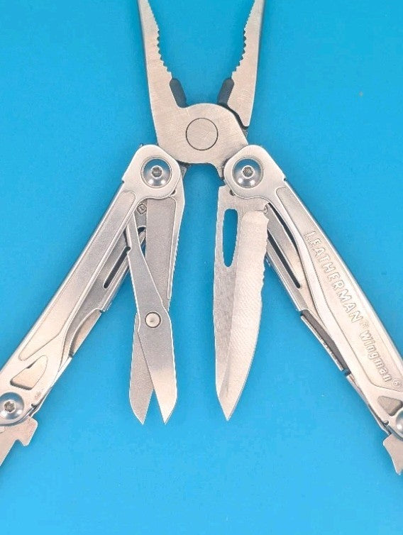 LEATHERMAN WINGMAN MULTI-TOOL! FAST SHIPPING!